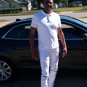 Meet your Posher, Larry